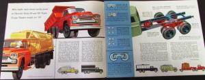 1959 Chevrolet Truck Tandem Series 80 and 100 Color Sales Folder Original