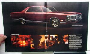 1969 Chrysler Newport 300 Town & Country Color Options Measurements Brochure