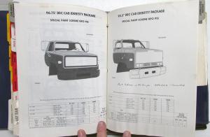 1985 Chevrolet Truck Dealer Data Book Medium Duty Series 40 Thru 70 & EZ Specs