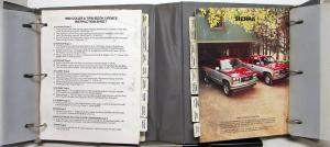 1989 GMC Light Duty Truck Dealer Color & Trim Album Book Pickup S15 Van Suburban