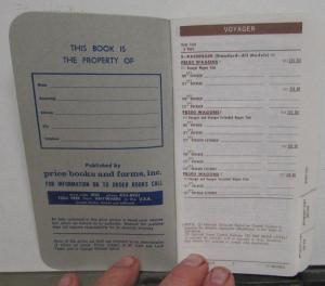 1977 Plymouth Salesmen Pocket Price Data Book Multi-Purpose Voyager Trailduster