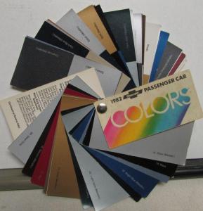 1982 Chevrolet Dealer Passenger Car Salesmen Pocket Paint Chip Colors Samples
