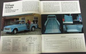 1968 Chevrolet Pickup Chassis Cab Stake Truck Dealer Sales Brochure R1