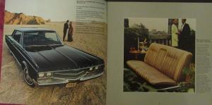 1968 Chrysler New Yorker Town & Country 300 Newport Original Sales Brochure