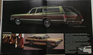 1969 Chrysler New Yorker Newport 300 Wagon Sales Brochure Regular Size