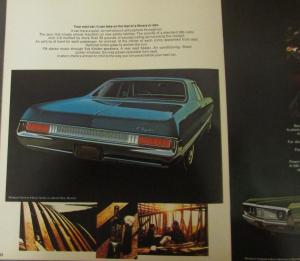 1969 Chrysler New Yorker Newport 300 Wagon Sales Brochure Regular Size