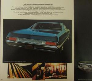 1969 Chrysler New Yorker Newport 300 Wagon Sales Brochure Regular Size