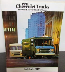 Original 1971 Chevrolet Truck  Dealer Brochure Step-Van Forward Control Chassis