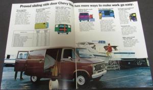 1972 Chevrolet Chevy Van Truck Dealer Sales Brochure Original