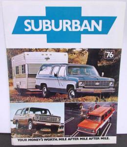 1976 Chevrolet Suburban Truck Dealer Sales Brochure Original