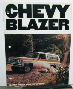 1977 Chevrolet Chevy Blazer Truck Color Sales Brochure Original