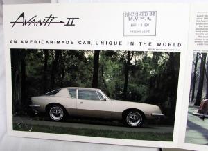 1982 Avanti II Color Sales Brochure Folder